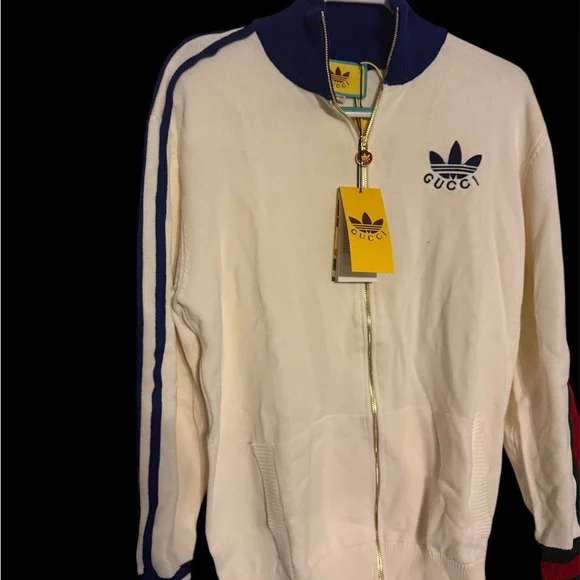 Gucci Cream Zip-Up Windbreaker with Blue & Red Stripe Accents - Picture 7 of 9